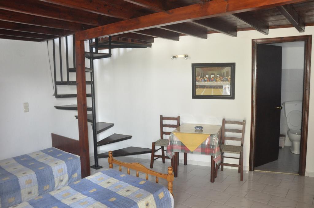 Villa Maria Μαραθόκαμπος Δωμάτιο φωτογραφία
